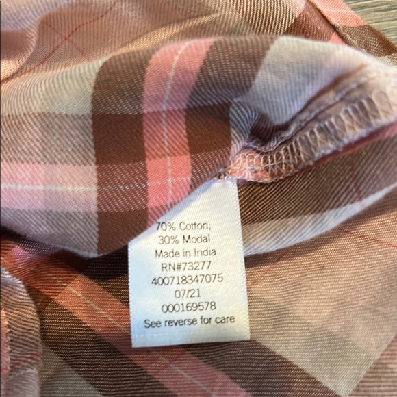 NWT SO Pink Plaid Button Down Shirt Size L - Picture 8 of 9